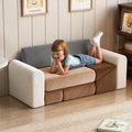 Sofá Modular de Espuma: niña recostada sobre el sofá modular de espuma armado